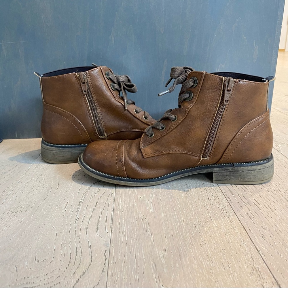 Call it Spring Brown Boots - Picture 6 of 8